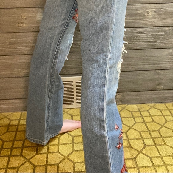 Squeeze Jeans | Flower embroidered | Flared | Rips - Picture 4 of 4